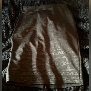 Elegant Brown Patterned Skirt
